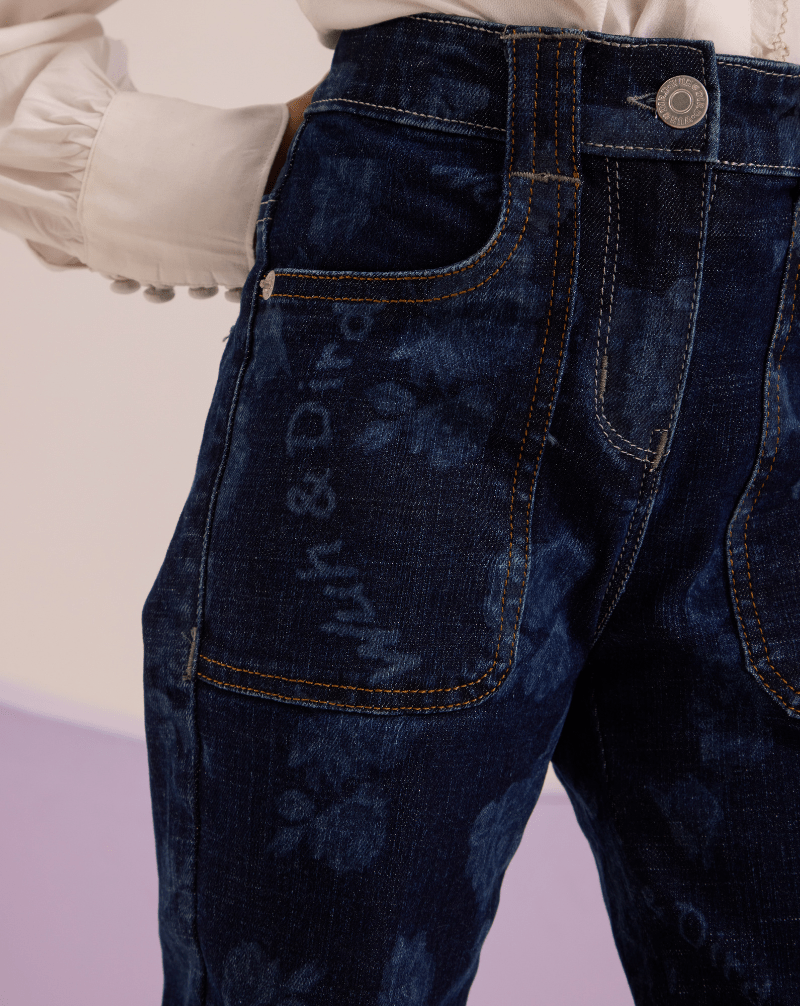Elastic Waist Jeans with Roses - Wuh&Dird